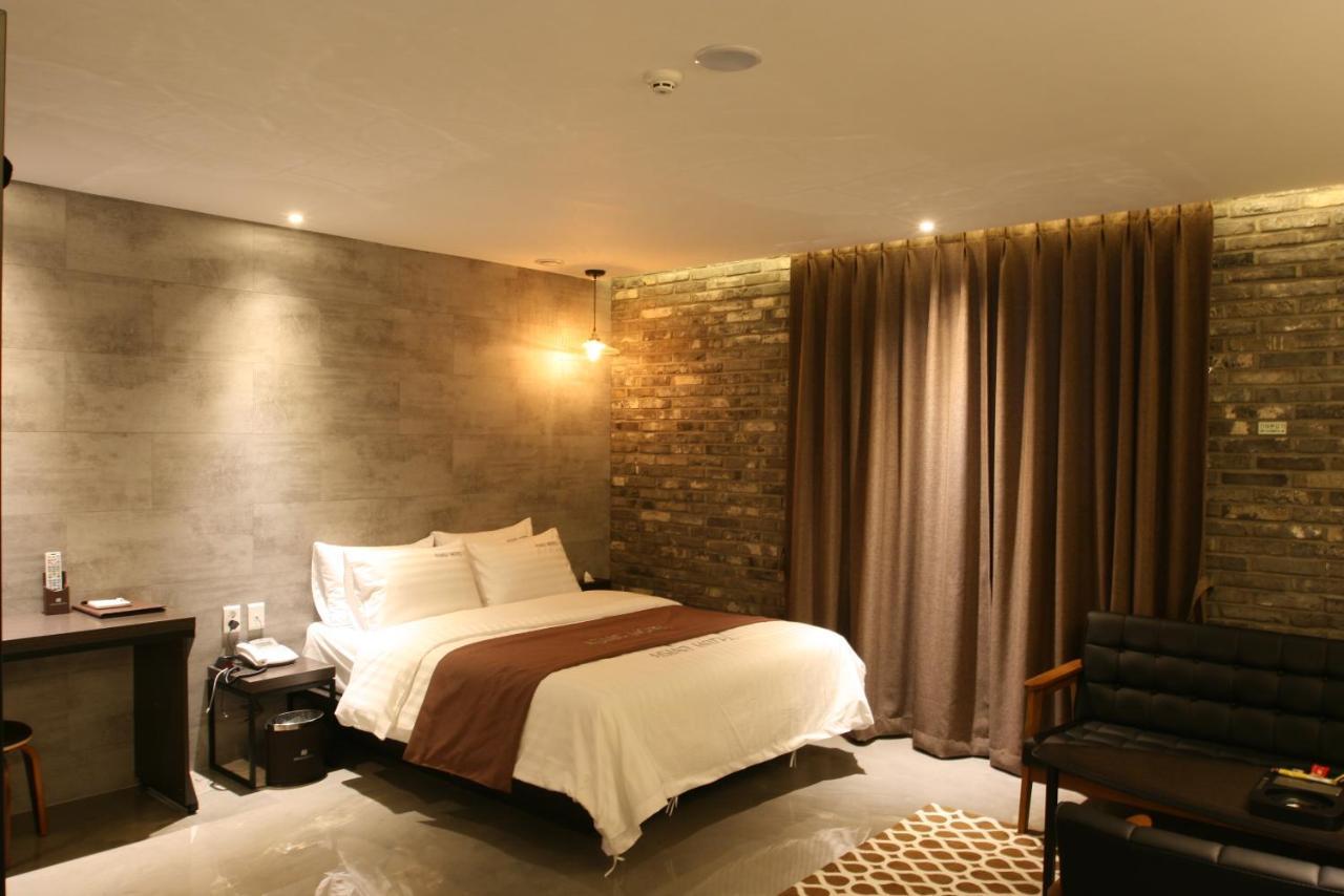 Hotel Banwol Asiad Inchon Exteriör bild